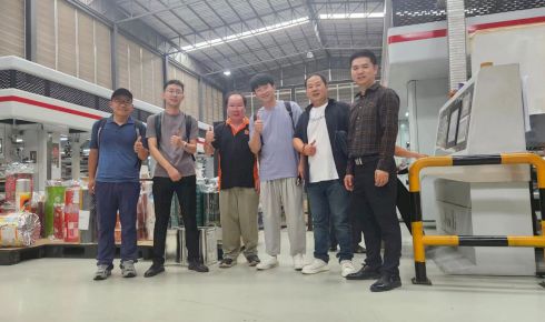 กิจกรรมพาลูกค้าไปเยี่ยมชมงานแสดงสินค้า Chinaplas 2024 ที่ประเทศจีน